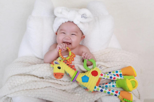 靖边宝宝不吃奶瓶怎么办